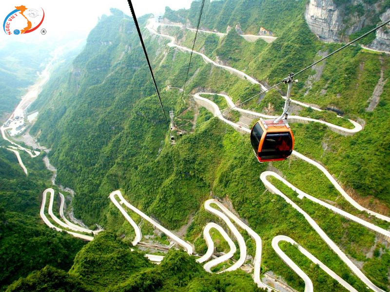 ZHANGJIAJIE- FENGHUANG ANCIENT TOWN